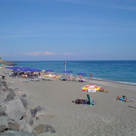 House Near The Beach Giardini-Naxos Extérieur photo